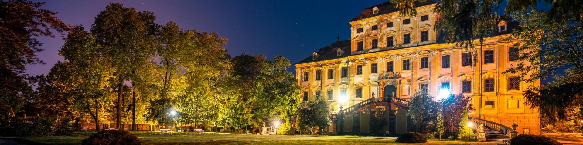 Zámek Červený Hrádek – foto 1